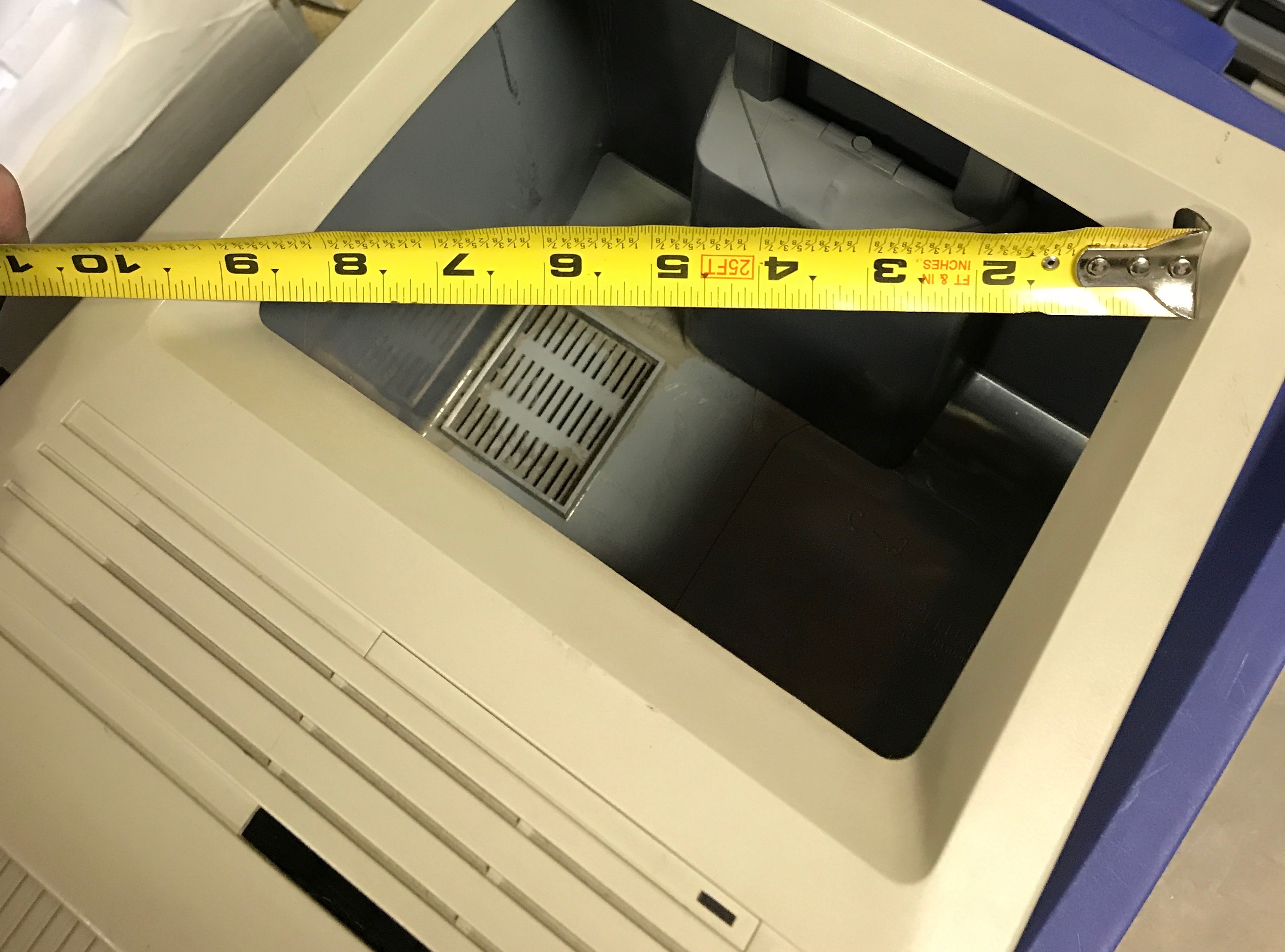 Macintosh SE Display Diagonal Measurement