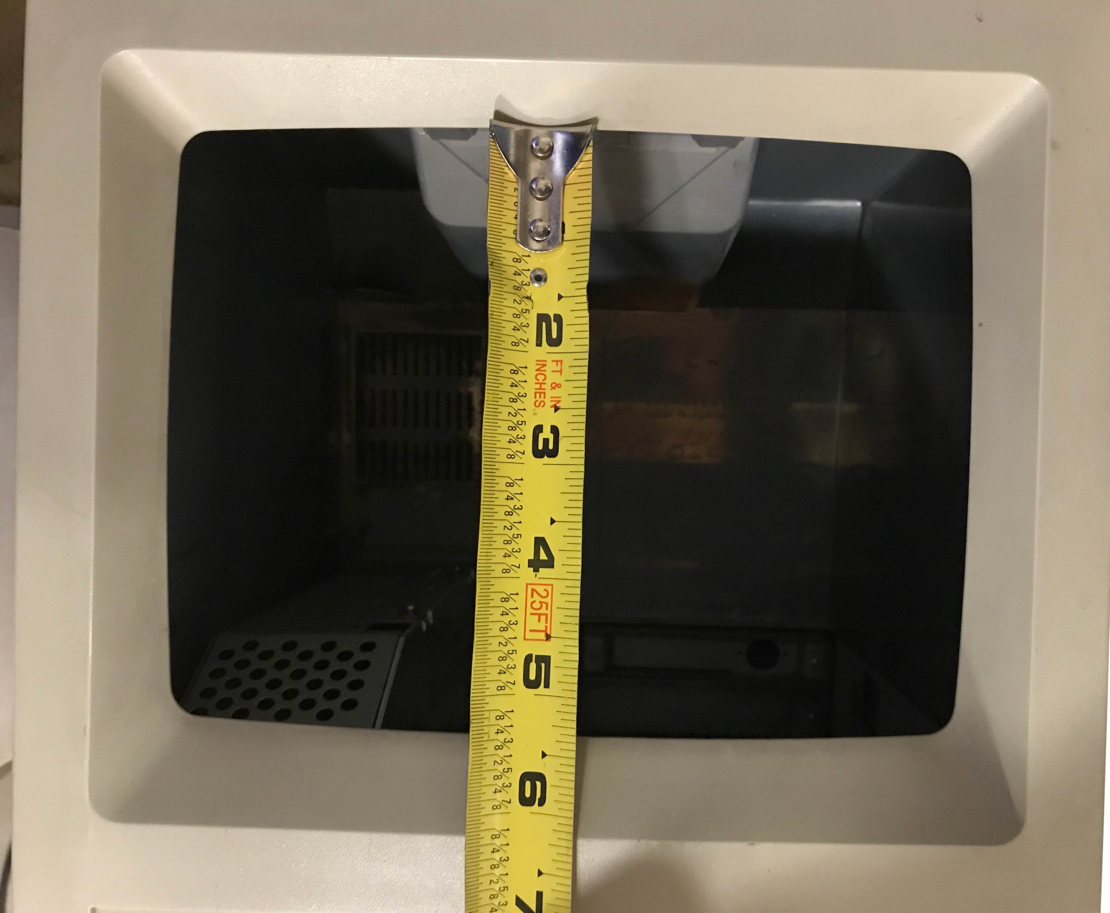 Macintosh SE Display Vertical Measurement